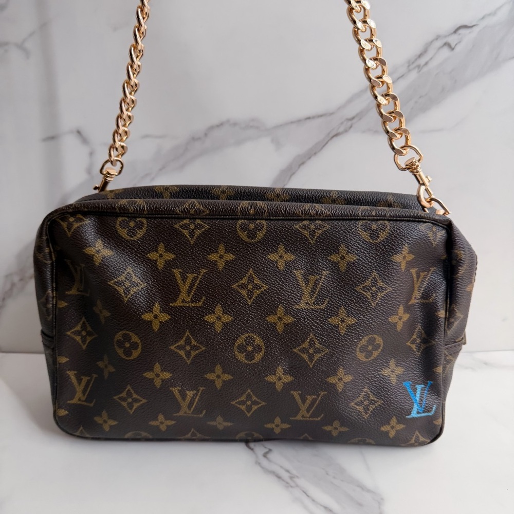 Louis Vuitton Monogram hand-painted crossbody 💙💐 - Picture 4 of 14